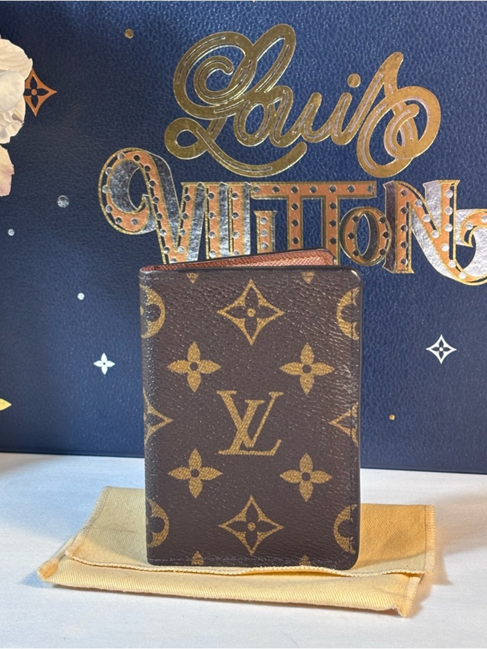 Stunning Louis Vuitton Monogram Pocket Organizer